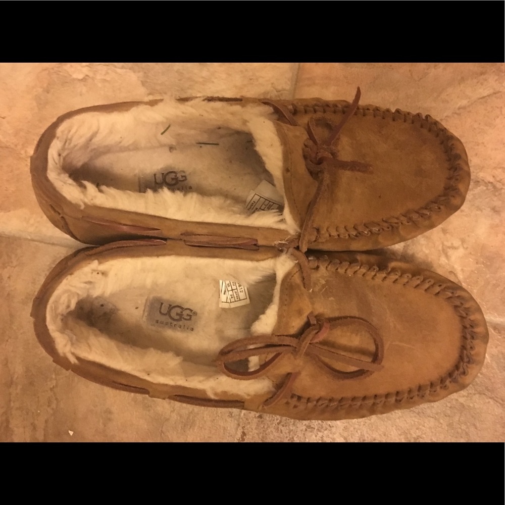 Ugh Moccasins - 7